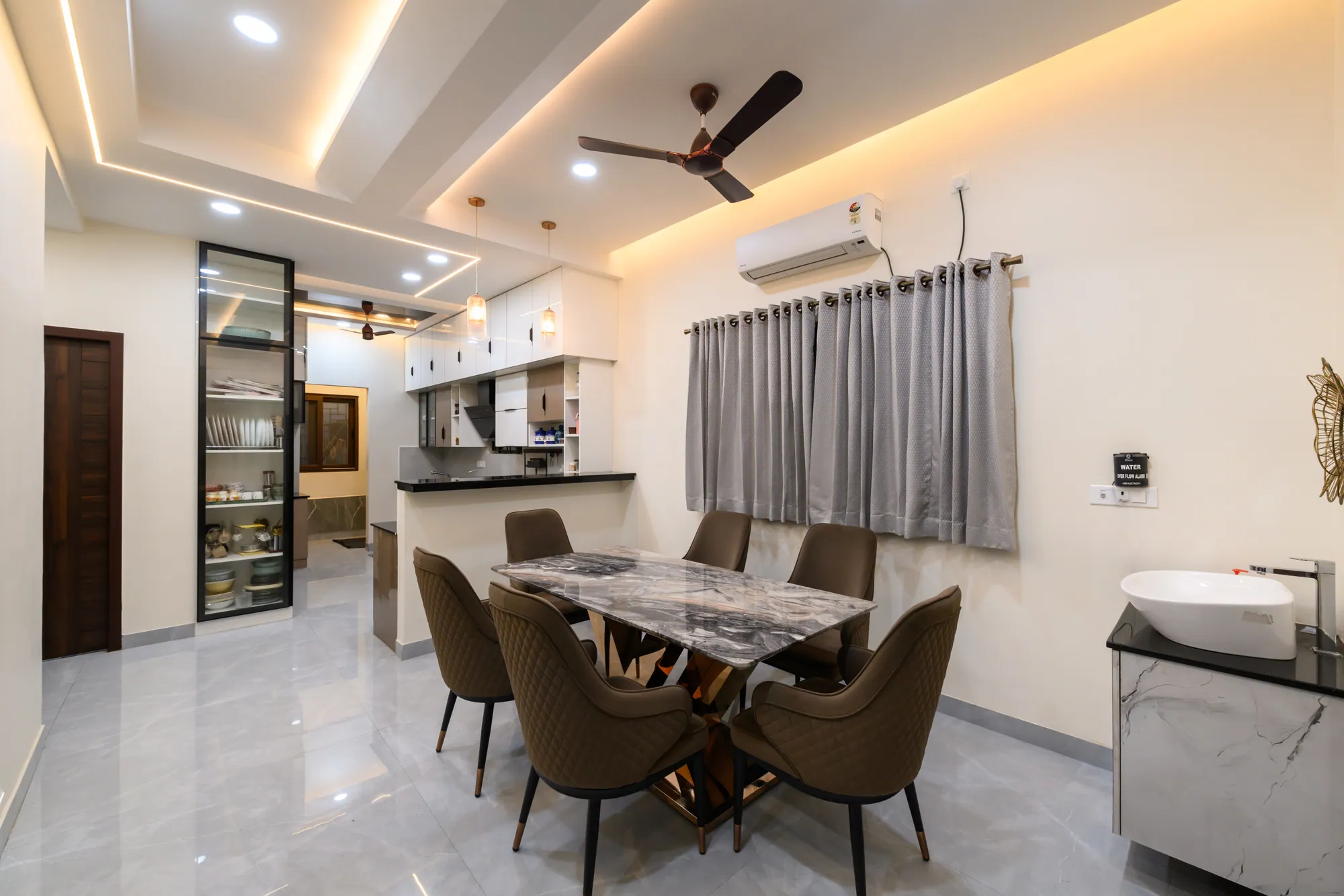 Nolumbur — a luxury residence by Jehovah Builders, frame 8 of 19.