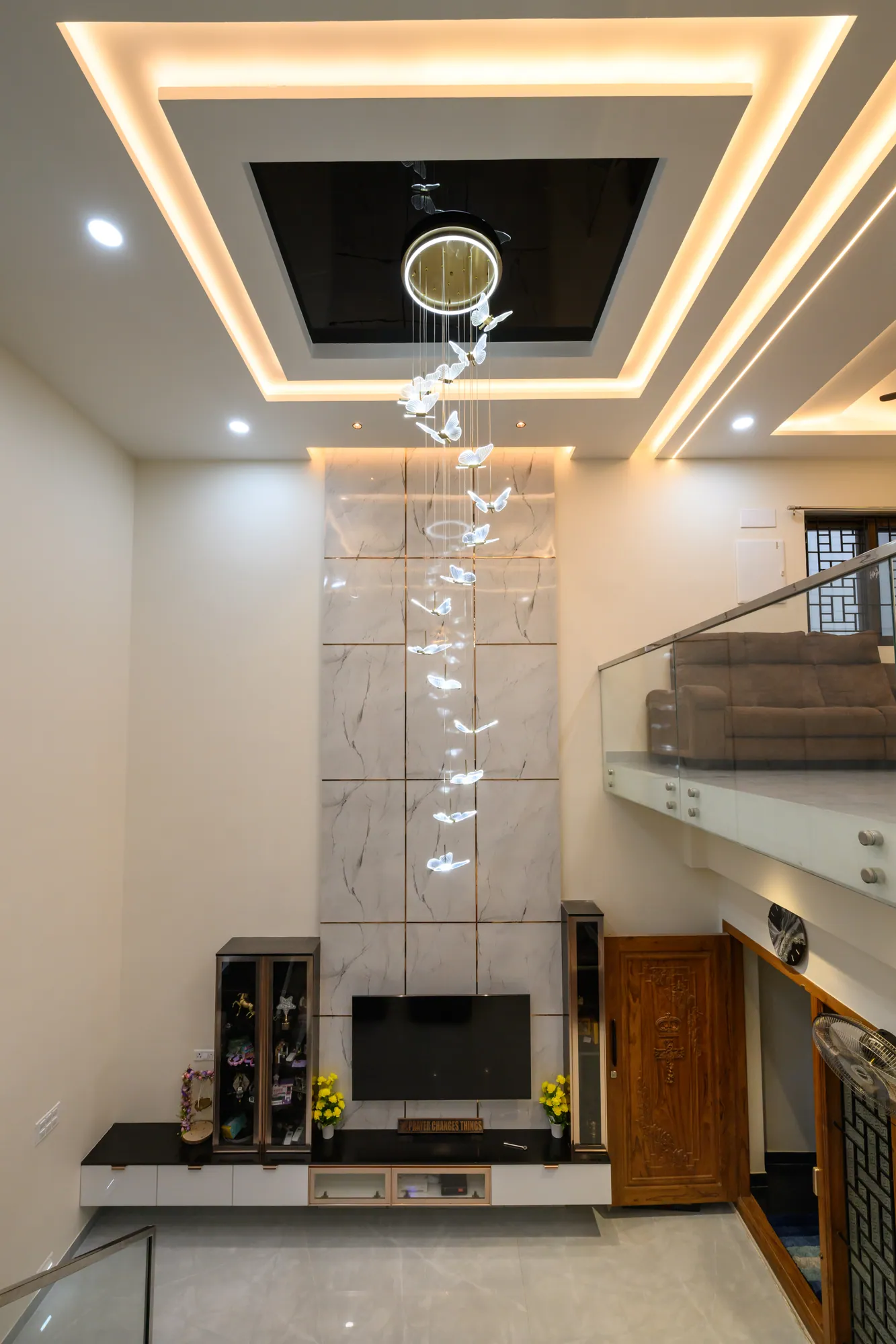 Nolumbur — a luxury residence by Jehovah Builders, frame 13 of 19.